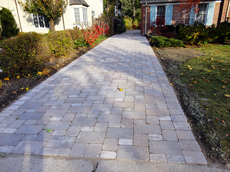 Royal Oak Michigan Paver Driveway